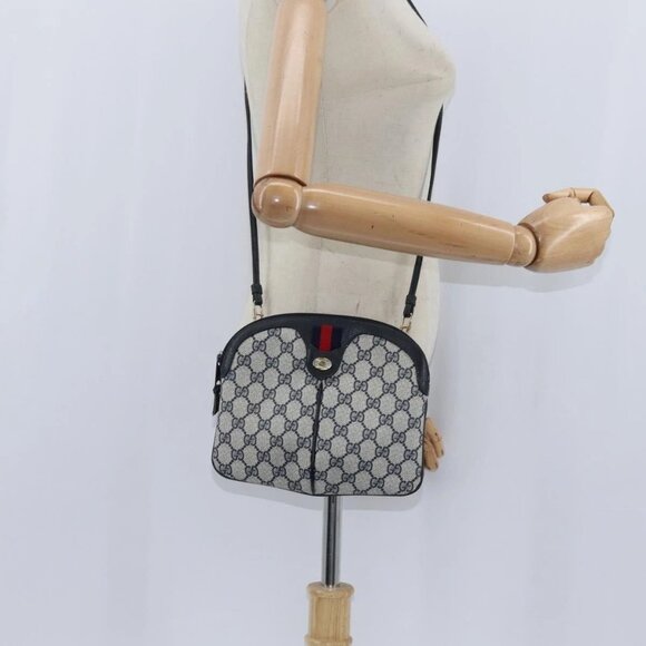 GUCCI GG Supreme Sherry Line Shoulder Bag PVC Navy Gold 904 02 047 Auth bs30434
